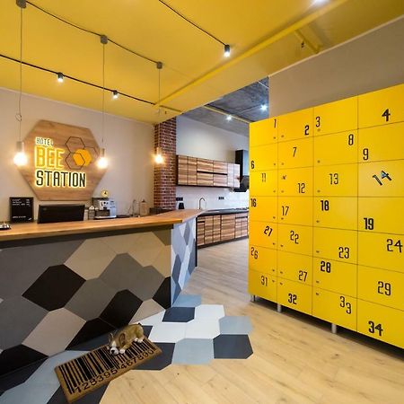 Hotel Bee Station 키예프 외부 사진
