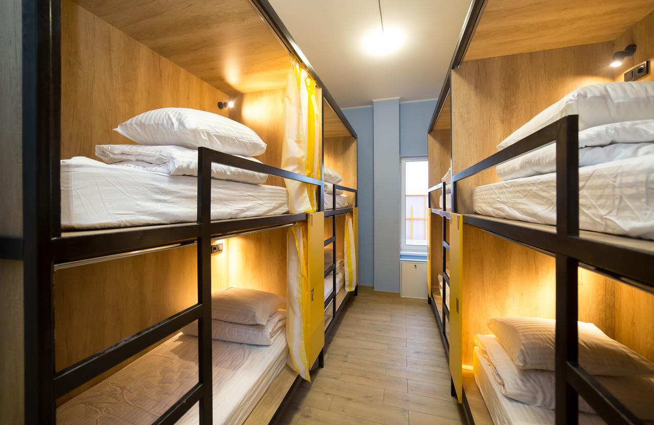 Hotel Bee Station 키예프 외부 사진