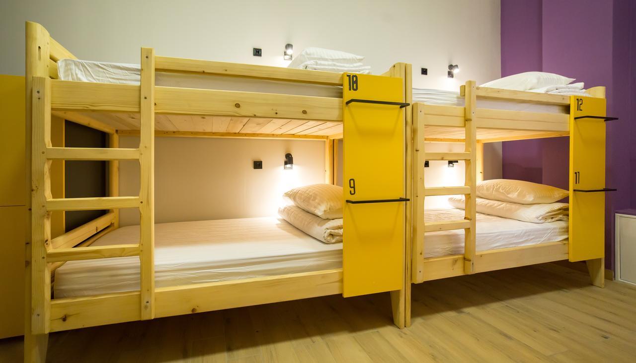 Hotel Bee Station 키예프 외부 사진