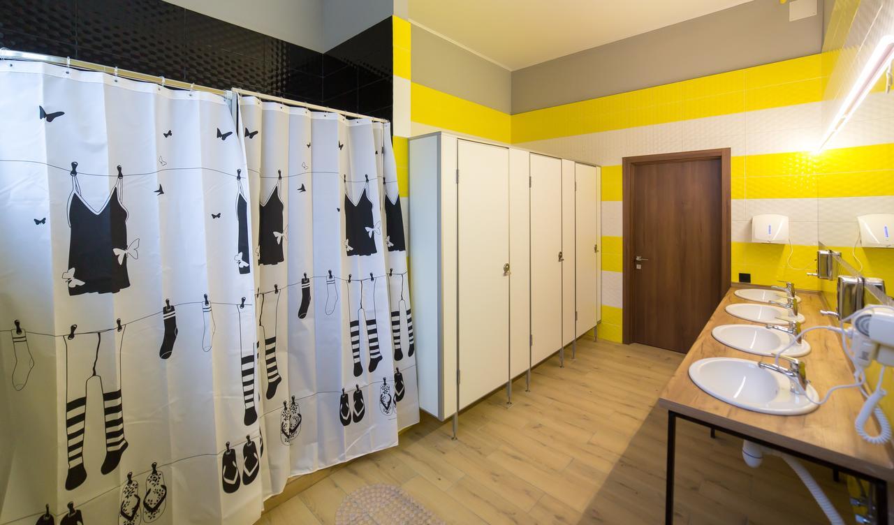 Hotel Bee Station 키예프 외부 사진