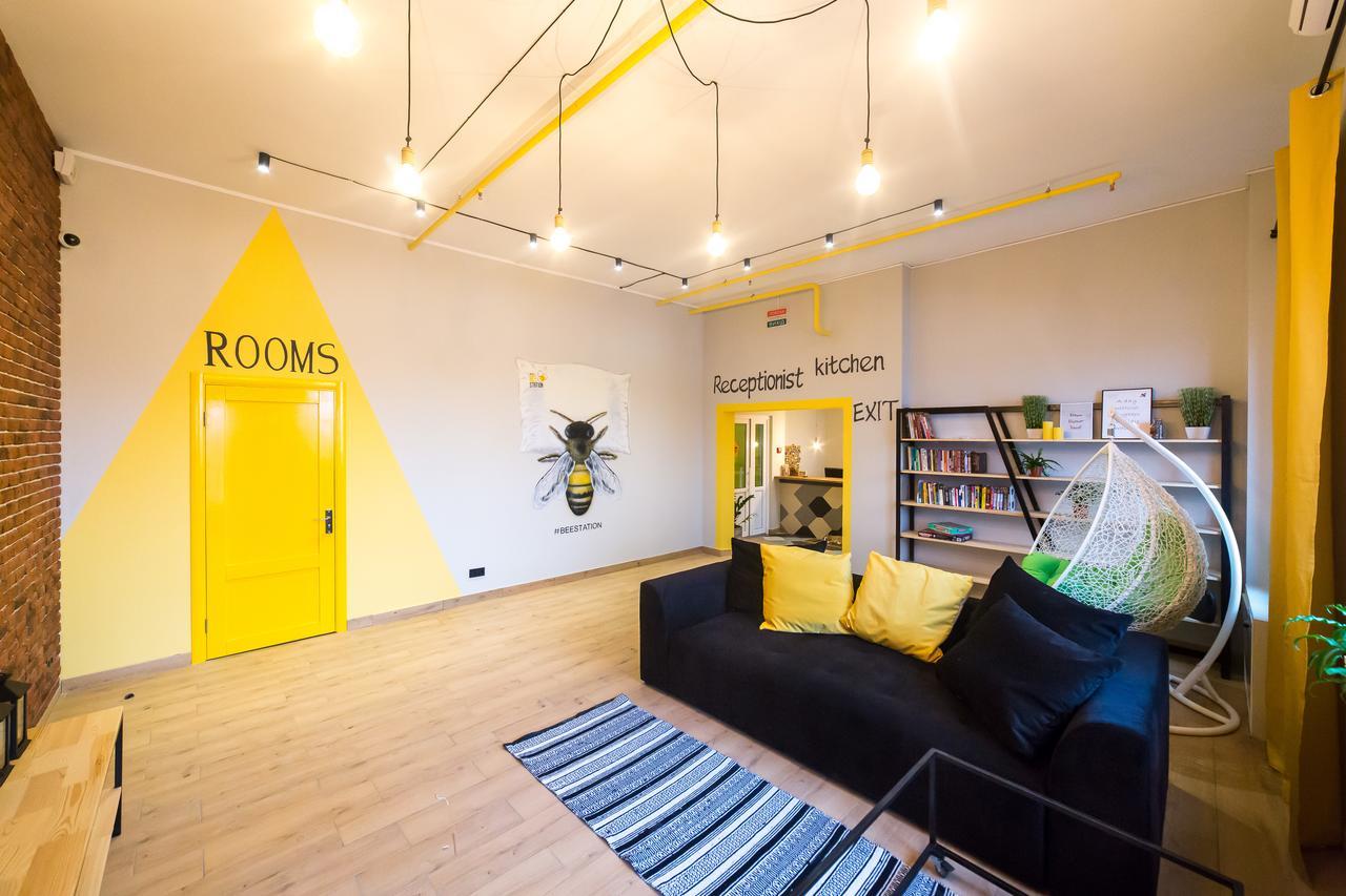 Hotel Bee Station 키예프 외부 사진