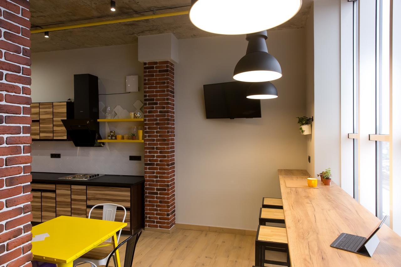 Hotel Bee Station 키예프 외부 사진