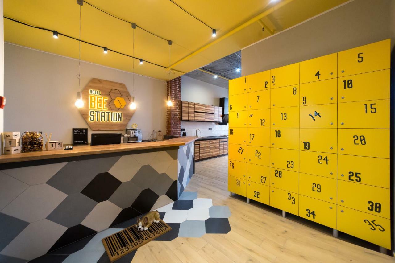 Hotel Bee Station 키예프 외부 사진